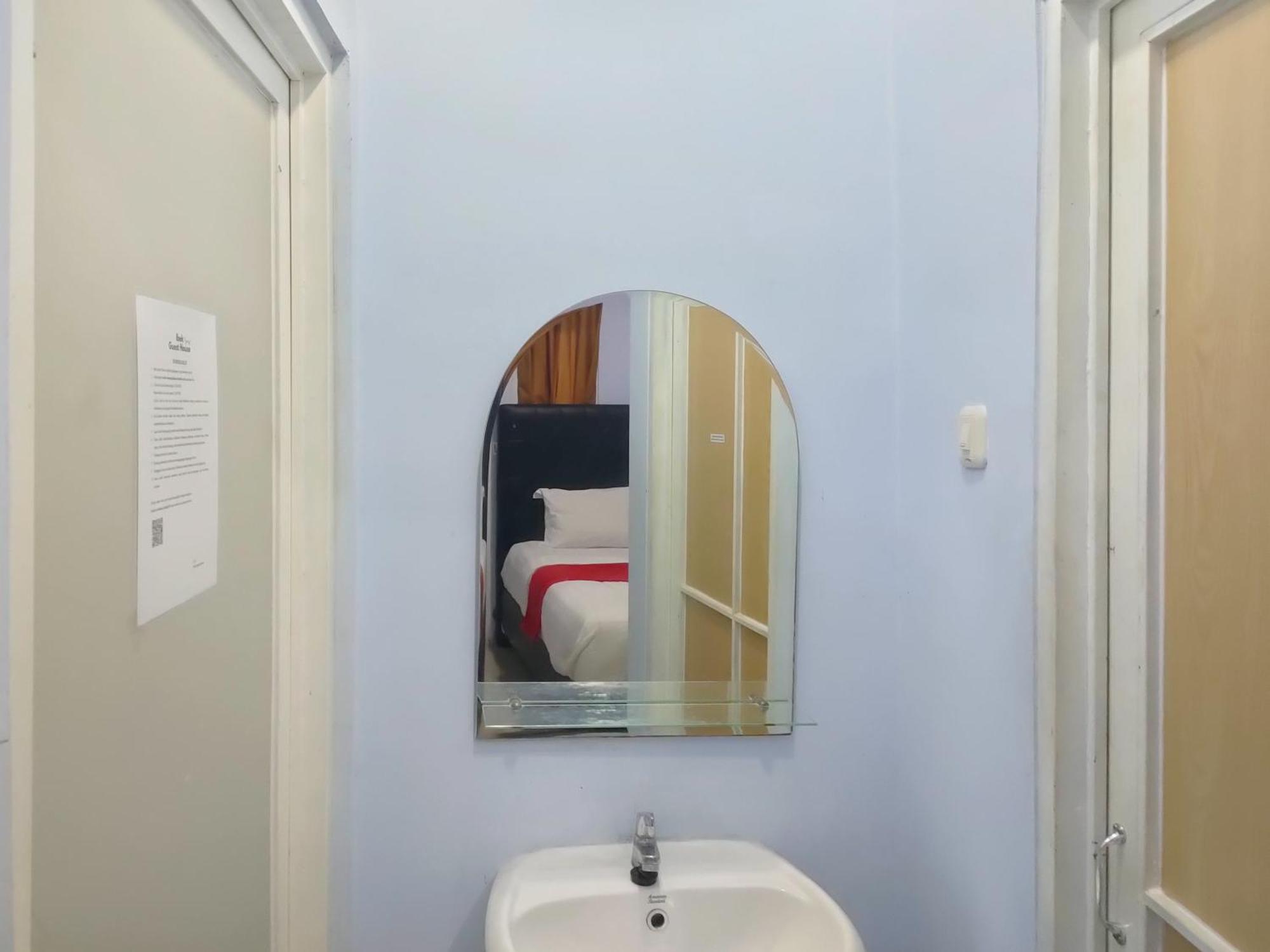 Hotel Reddoorz Syariah Near Stasiun Wates Wates  Exteriér fotografie