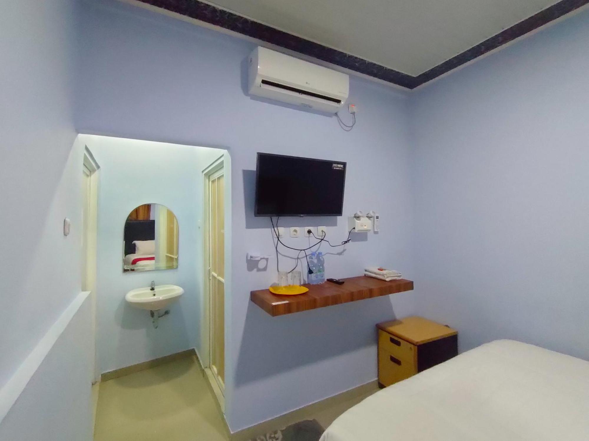 Hotel Reddoorz Syariah Near Stasiun Wates Wates  Exteriér fotografie